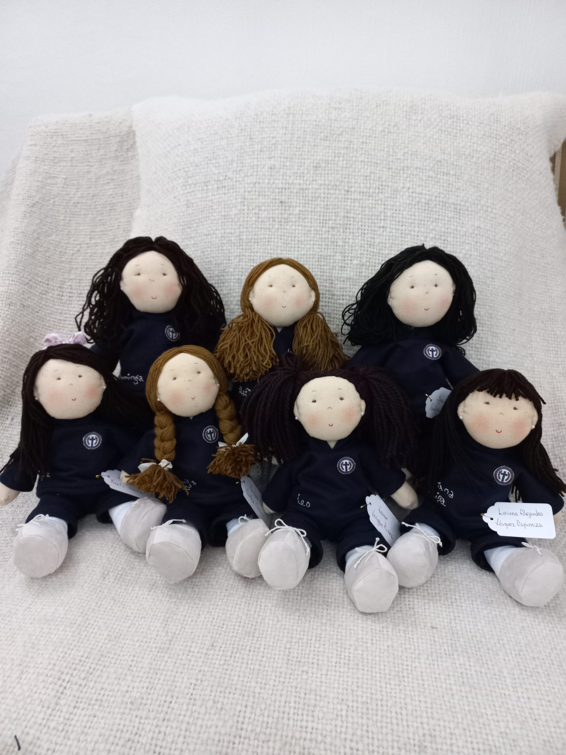 colegio-santa-maria-santiago-valor-unitario25-000-personalizadas